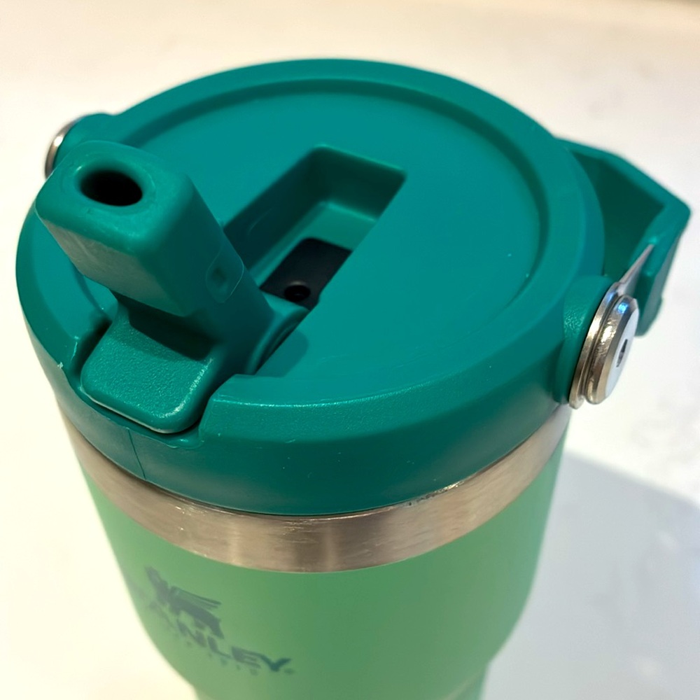 Stanley’s Flip Straw Travel Tumblers - Picture 14 of 17